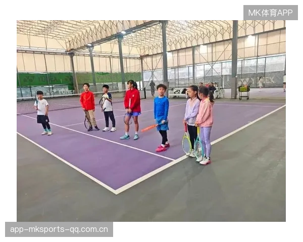 网球青少年训练新革命：“AI回放纠错”助力技术成长曲线陡升